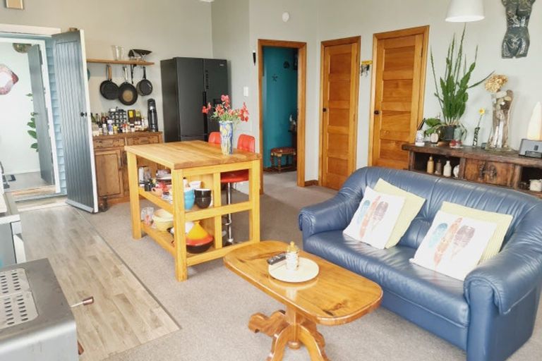 Photo of property in 23 Osborne Street, Riverton/aparima, Riverton, 9822