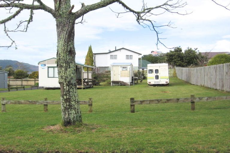 Photo of property in 8 Daphne Road, Tairua, 3508