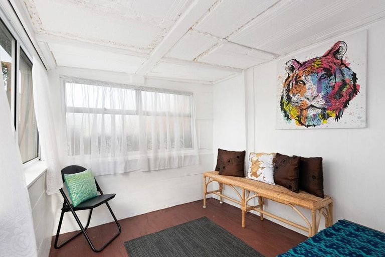 Photo of property in 6 Mccrea Street, Mornington, Dunedin, 9011