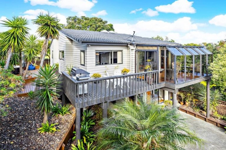 Photo of property in 16 Proteus Place, Half Moon Bay, Auckland, 2012