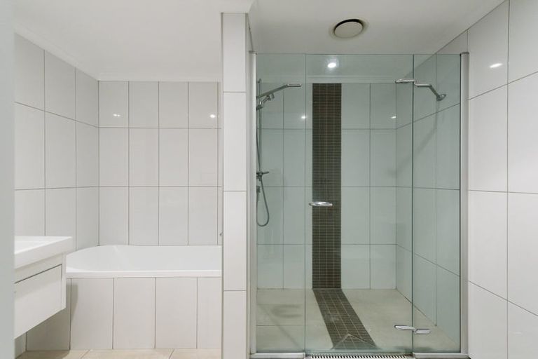 Photo of property in Bellagio Apartments, 4b/39 Taranaki Street, Te Aro, Wellington, 6011