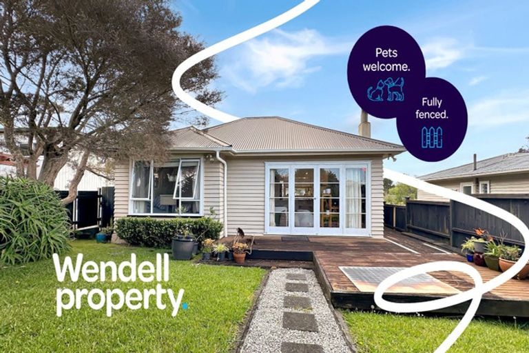 Photo of property in 36 Fairmount Road, Titirangi, Auckland, 0604