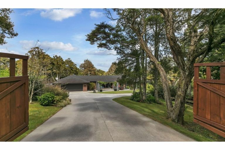 Photo of property in 433 Wairere Road, Waitakere, Henderson, 0782