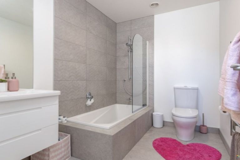 Photo of property in 8 Glide Lane, Whitby, Porirua, 5024