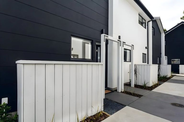Photo of property in 4/221 Armagh Street, Christchurch Central, Christchurch, 8011