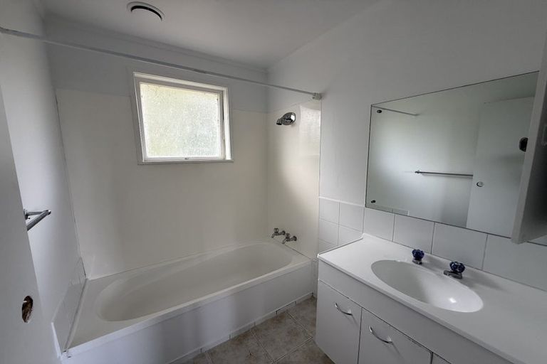 Photo of property in 23a Handley Place, Onerahi, Whangarei, 0110