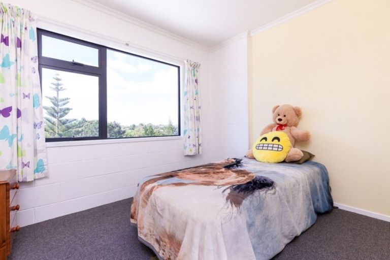 Photo of property in 12 Evelyn Place, Welbourn, New Plymouth, 4310