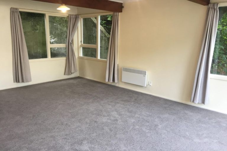 Photo of property in 32a Ngaio Road, Kelburn, Wellington, 6012