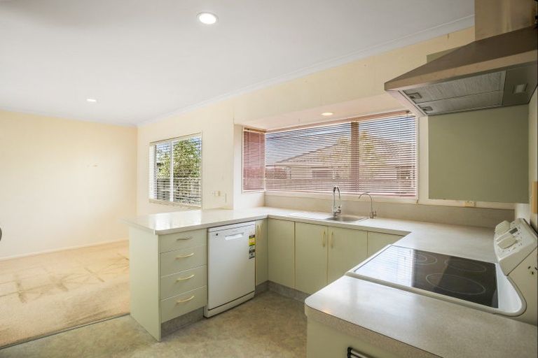 Photo of property in 29c Heta Road, Highlands Park, New Plymouth, 4312