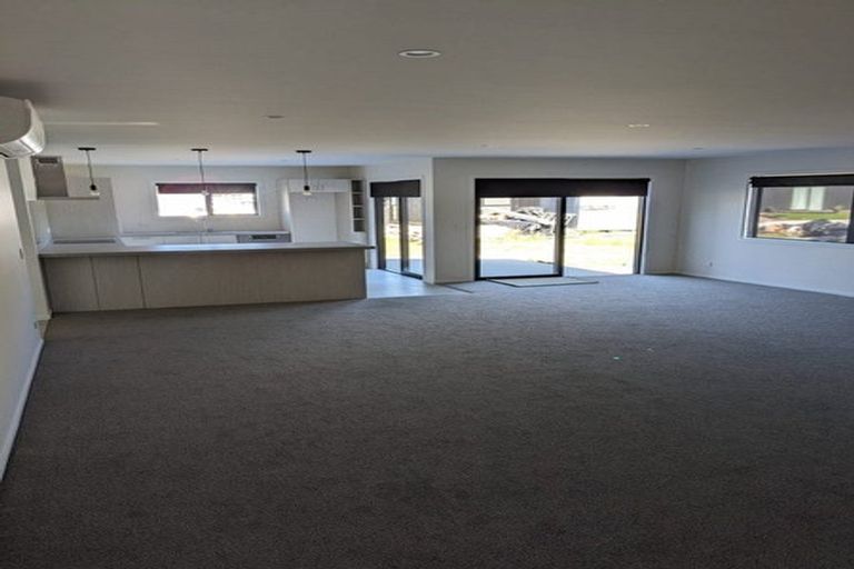 Photo of property in 10 Waddell Street, Lake Hawea, 9382