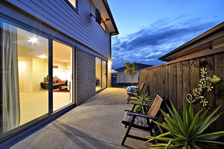 Photo of property in 20 Lane Cameron Place, Flat Bush, Auckland, 2019