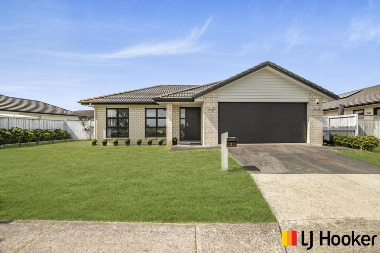 Photo of property in 3 Manene Street, Wattle Downs, Auckland, 2103