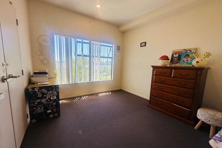 Photo of property in 107 Te Aparangi Road, Papakura, 2110