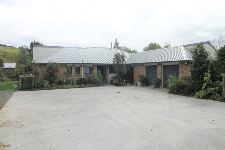 Photo of property in 94 Maungakaramea Road, Puwera, Whangarei, 0178