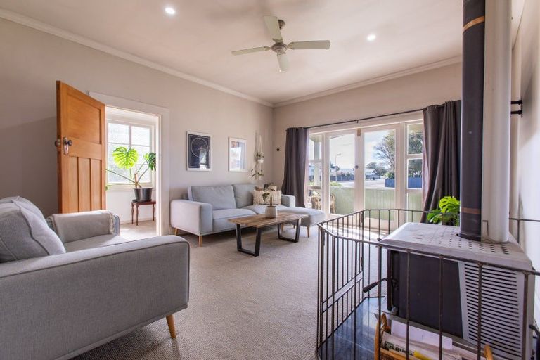 Photo of property in 46 Swinburn Street, Dannevirke, 4930