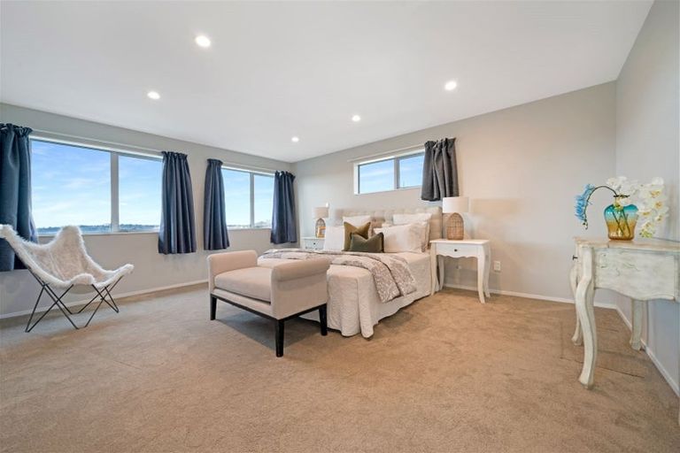 Photo of property in 49 Cirrus Way, Ranui, Auckland, 0612