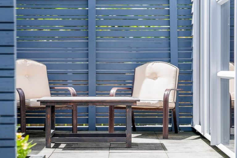 Photo of property in 38 Pharazyn Avenue, Waikanae Beach, Waikanae, 5036