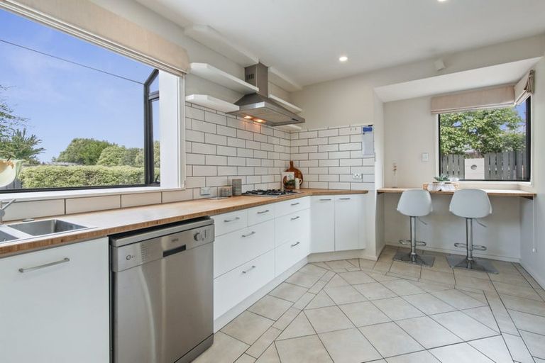 Photo of property in 61 Seddon Street, Rangiora, 7400