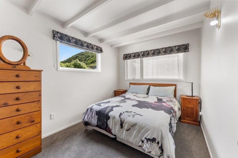 Photo of property in 5-7 Annabell Grove, Haywards, Lower Hutt, 5018