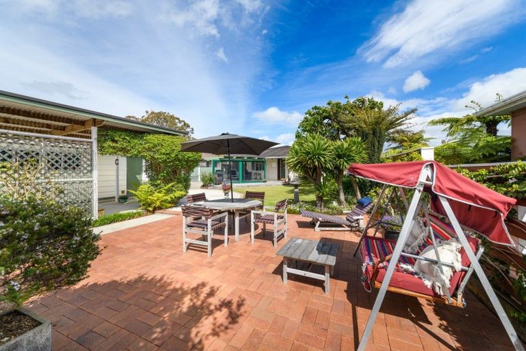 Photo of property in 6 Mudgway Place, Awapuni, Palmerston North, 4412