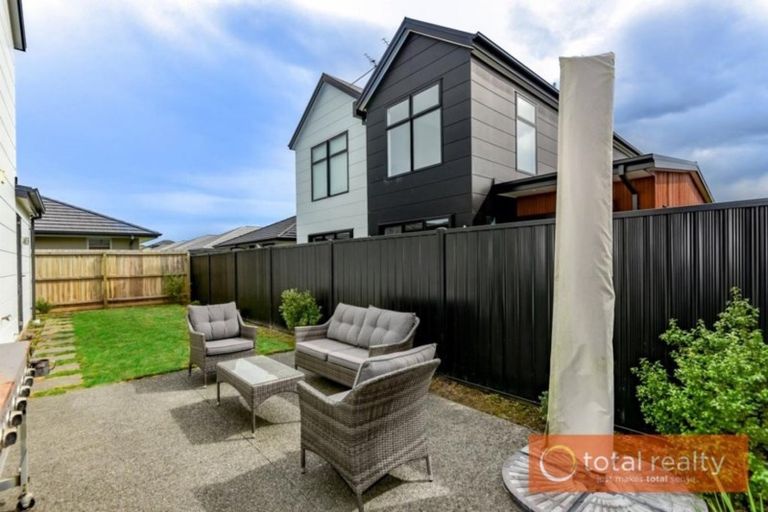 Photo of property in 17 Capil Court, Halswell, Christchurch, 8025