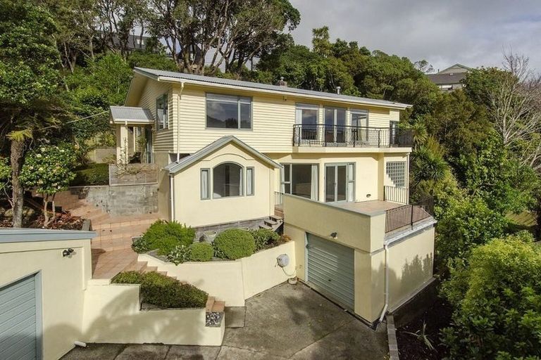 Photo of property in 14 Torwood Road, Khandallah, Wellington, 6035