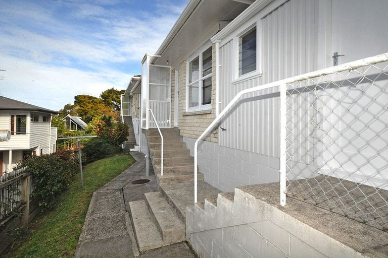 Photo of property in 2/59 Francis Street, Hauraki, Auckland, 0622