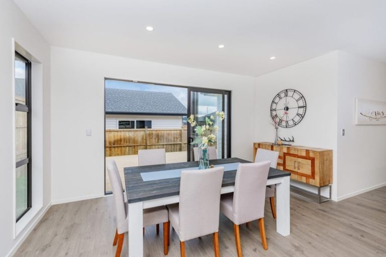Photo of property in 89 Nobilo Road, Kumeu, 0810