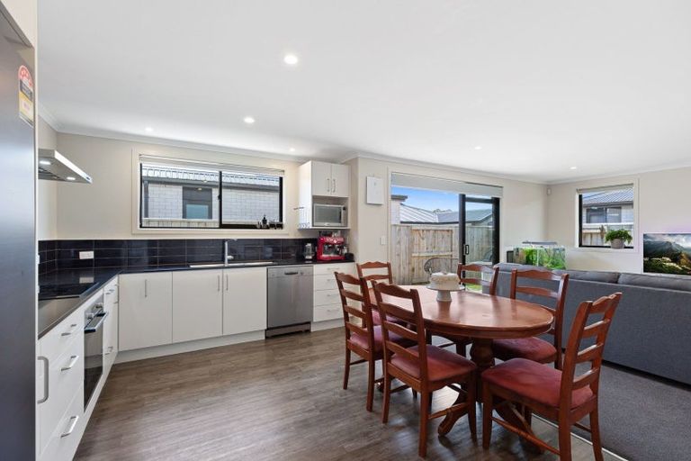 Photo of property in 14 Hinaki Street, Poike, Tauranga, 3112