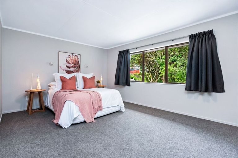 Photo of property in 13 Barclay Place, Te Kamo, Whangarei, 0112