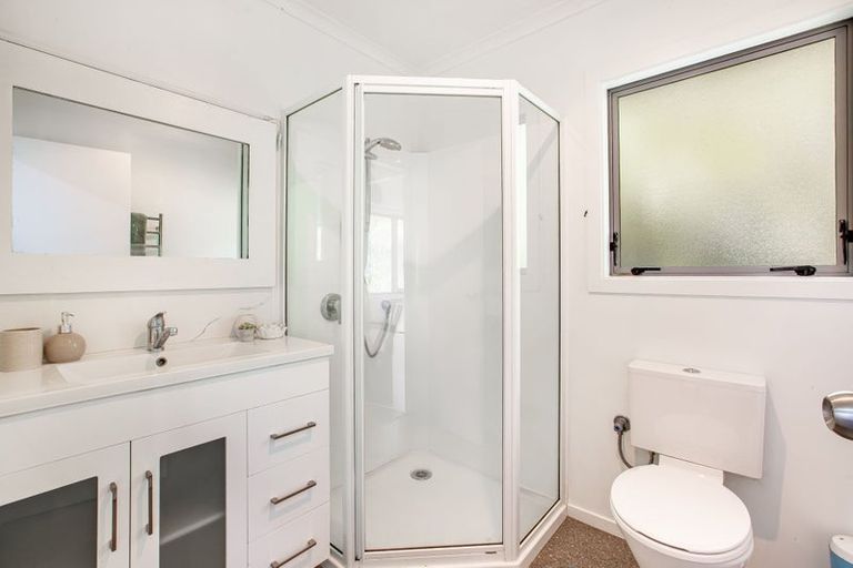 Photo of property in 25 Postgate Drive, Whitby, Porirua, 5024