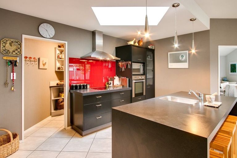 Photo of property in 9 Pacific Avenue, Poraiti, Napier, 4112