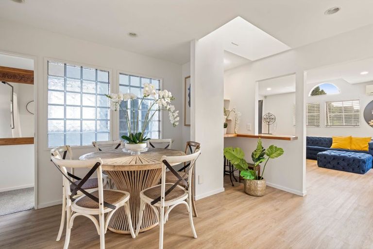 Photo of property in 1/35 Newhaven Terrace, Mairangi Bay, Auckland, 0630