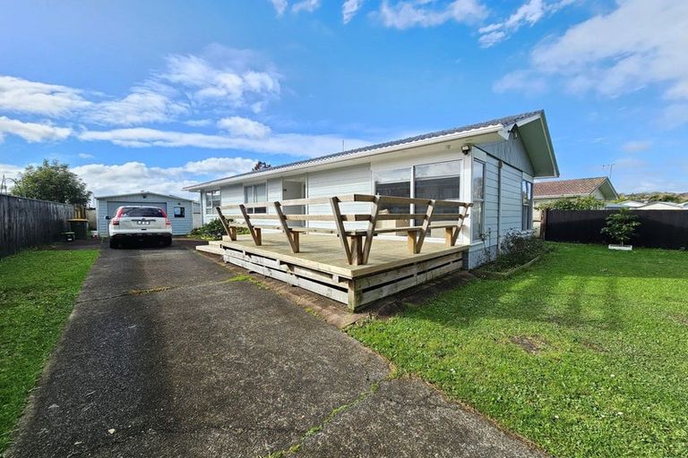 Photo of property in 7 Sandrine Avenue, Clover Park, Auckland, 2019