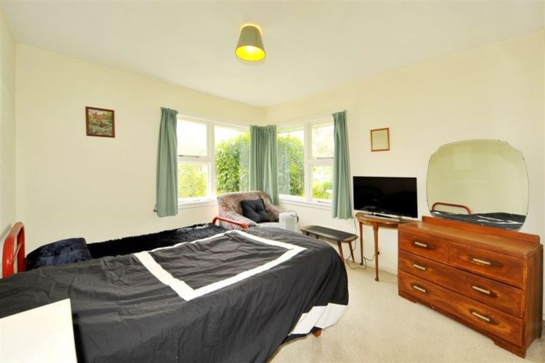 Photo of property in 8 Bendale Place, Avonhead, Christchurch, 8042