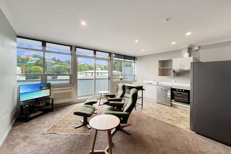 Photo of property in Mclean Towers, 3i/3 Shakespeare Road, Napier South, Napier, 4110