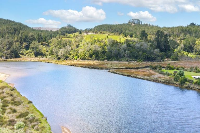 Photo of property in 671 Hikuai Settlement Road, Pauanui, Hikuai, 3579