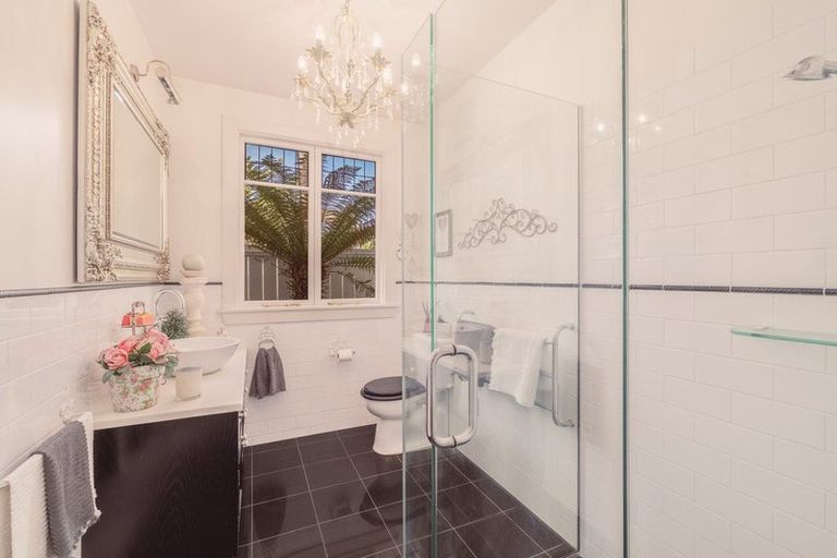 Photo of property in 392 Papanui Road, Strowan, Christchurch, 8052