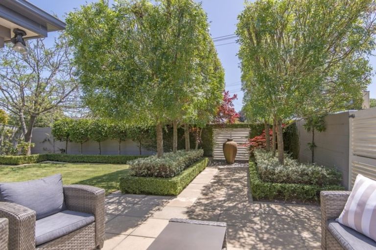 Photo of property in 36 Taylors Avenue, Bryndwr, Christchurch, 8052