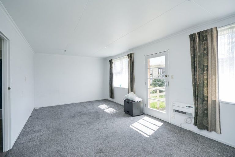 Photo of property in 1-12/71 Main Street, Mataura, 9712