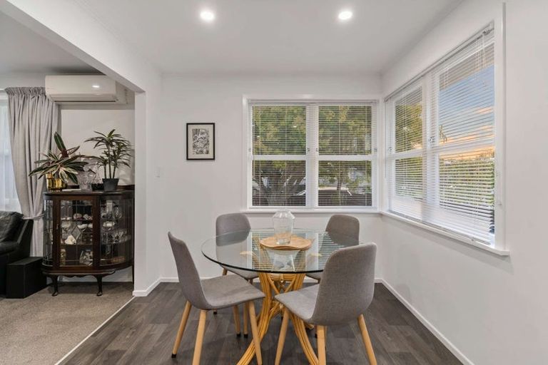 Photo of property in 47 Megan Avenue, Pakuranga Heights, Auckland, 2010