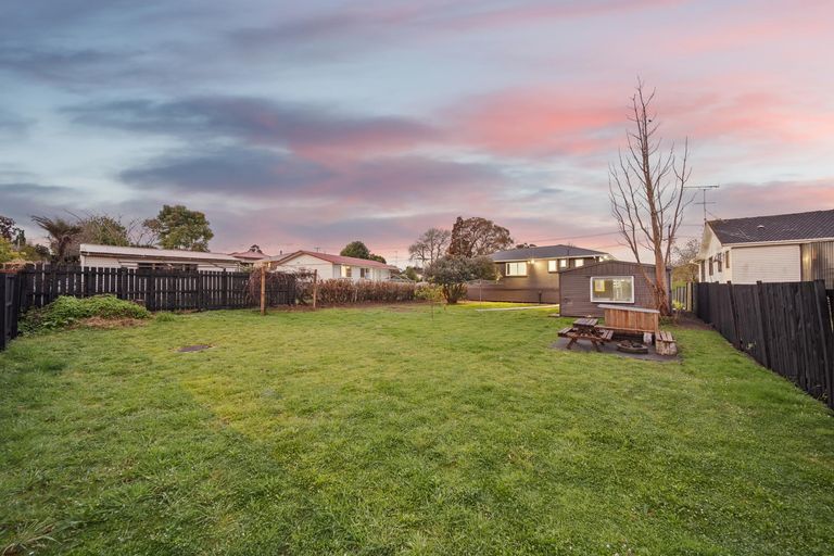 Photo of property in 67 Smiths Avenue, Papakura, 2110
