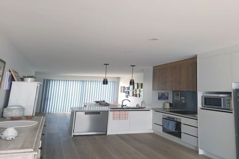 Photo of property in 81 Tarapuka Road, Westgate, Auckland, 0814