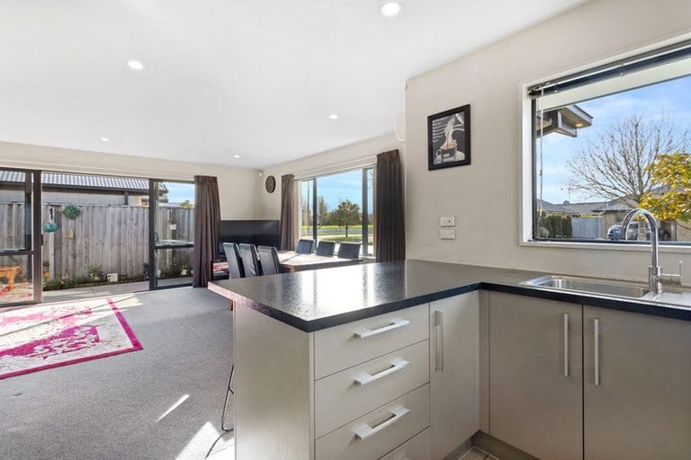 Photo of property in 4 Charente Way, Yaldhurst, Christchurch, 8042