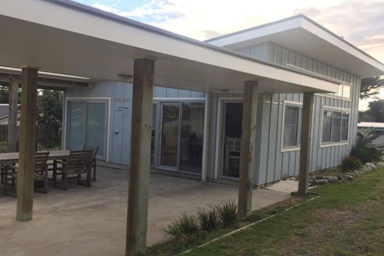 Photo of property in 60 Rua Avenue, Waitarere Beach, Levin, 5510