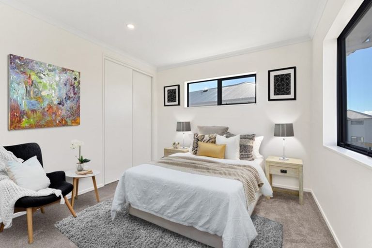 Photo of property in 7 O'meara Street, Swanson, Auckland, 0614