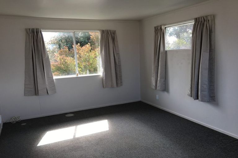 Photo of property in 28g Leighton Avenue, Waiwhetu, Lower Hutt, 5010