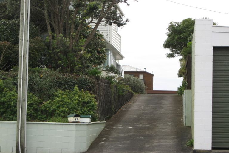 Photo of property in 1/24 Birdwood Avenue, Moturoa, New Plymouth, 4310