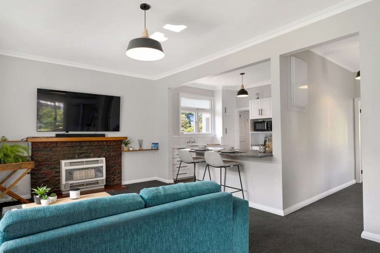 Photo of property in 64 Great North Road, Saint Johns Hill, Whanganui, 4500