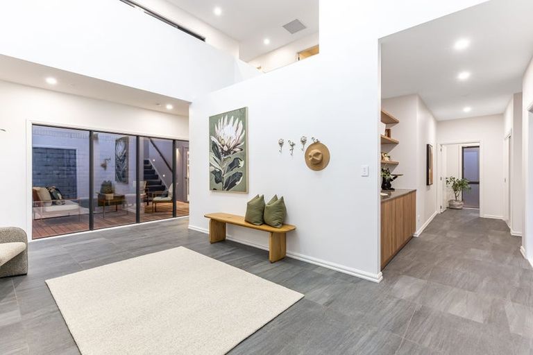 Photo of property in 50 Schooner Drive, Whitby, Porirua, 5024